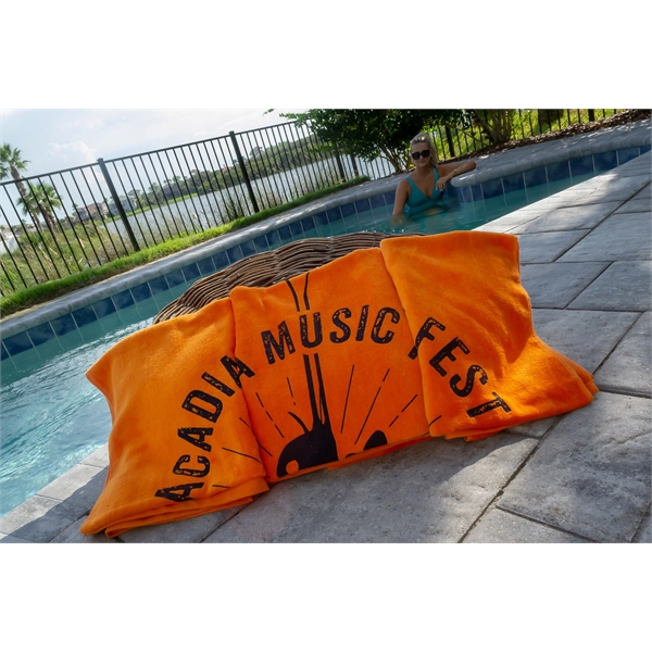 Pro 1 Select Midweight Beach Towel
