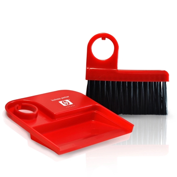 PC Brush and dust pan - Image 2