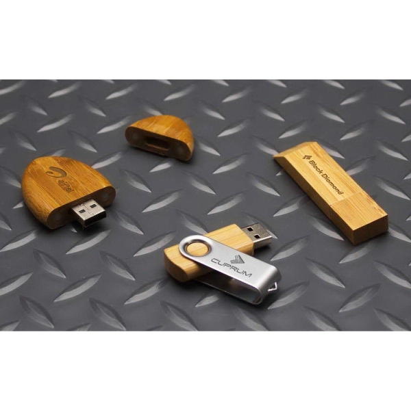 Sleek Bamboo USB Drive - Image 2