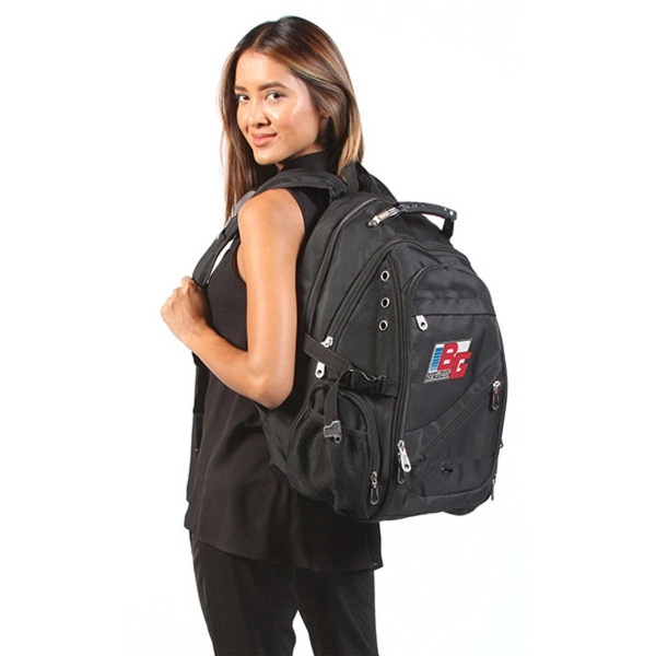 17" Deluxe Laptop Backpack - Image 3