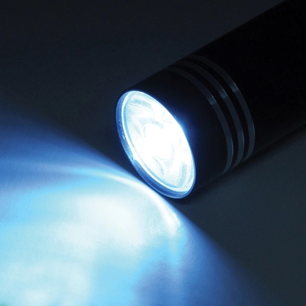 Metal LED Flashlight - Image 4
