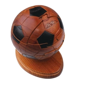 SOCCER BALL WOOD PUZZLE