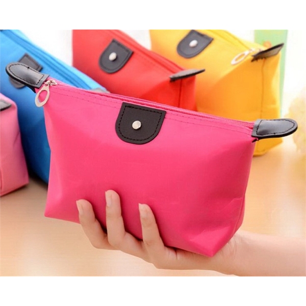 Waterproof Portable Comestic Bag - Image 1