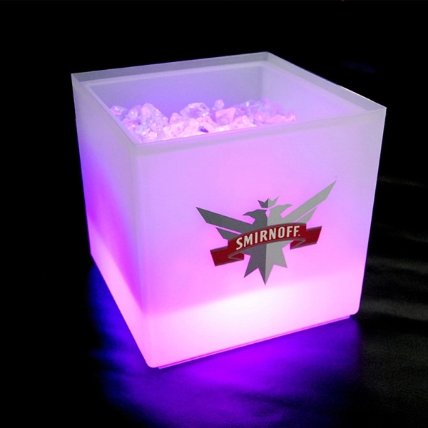 LED  Ice Bucket - Image 4