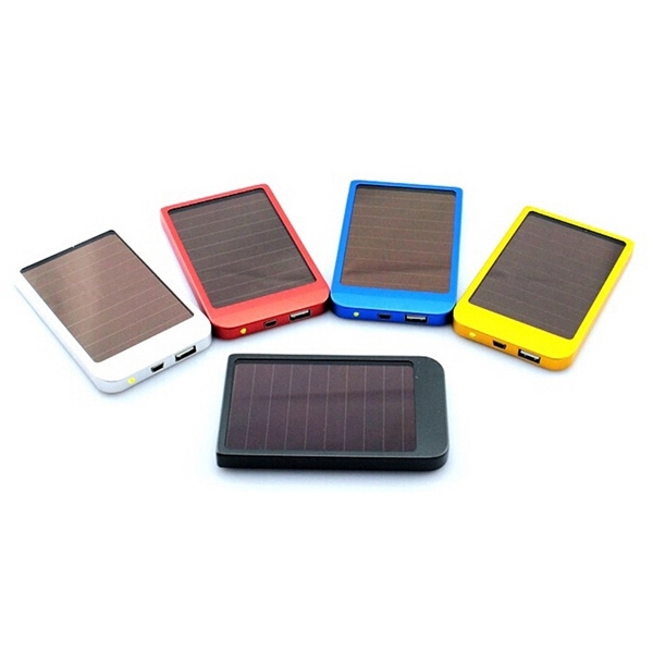 2600mAh Dual Solar Panel and USB Power Bank with Metal Case - Image 1