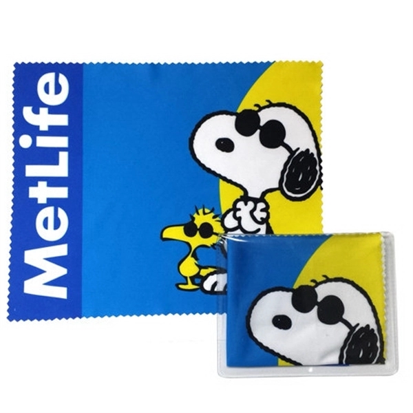 Microfiber Cloth 7x9 in Pouch - Image 1