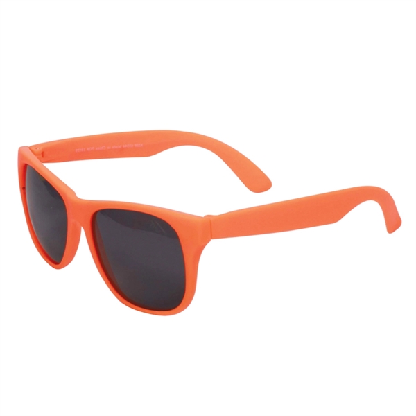 Single-Tone Matte Sunglasses - Image 4