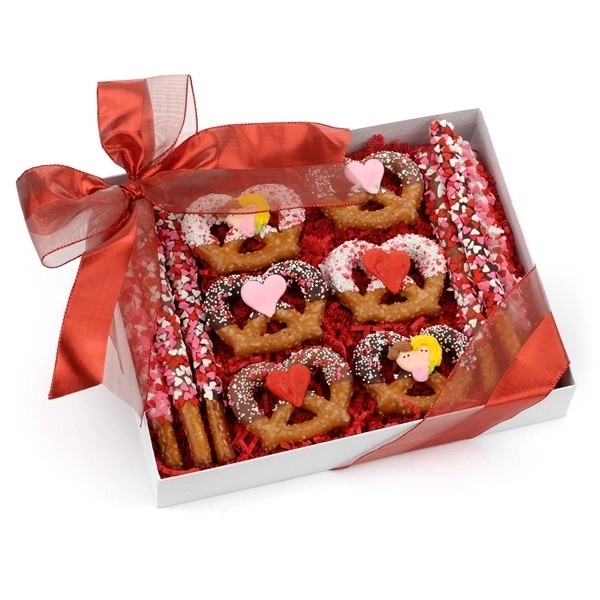 Gift Box of 12 Romantic Belgian Chocolate & Caramel Pretzel
