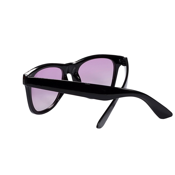 Sunglasses with Gradient Lenses - Image 5