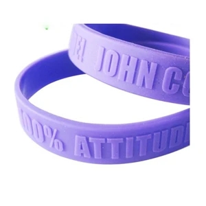 Embossed Silicone Wristbands/ Bracelet
