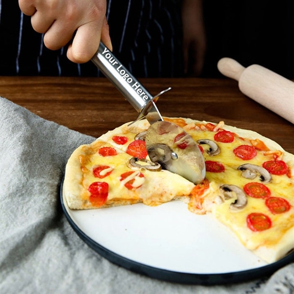 8 Inches 430 Stainless Pizza Cutter - Image 2