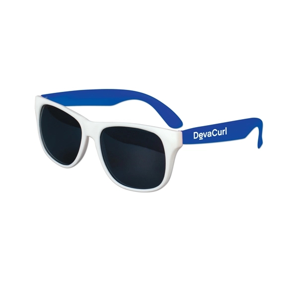 White Frame Classic Sunglasses - Image 7