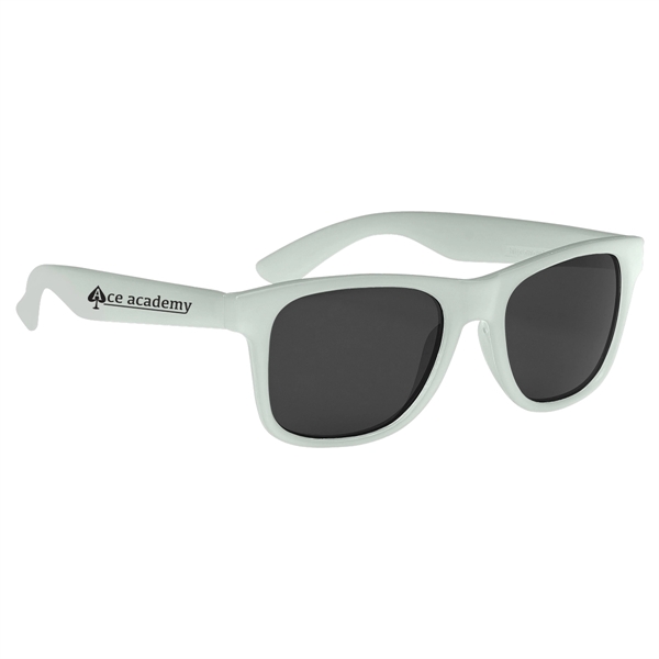 Color Changing Malibu Sunglasses - Image 9