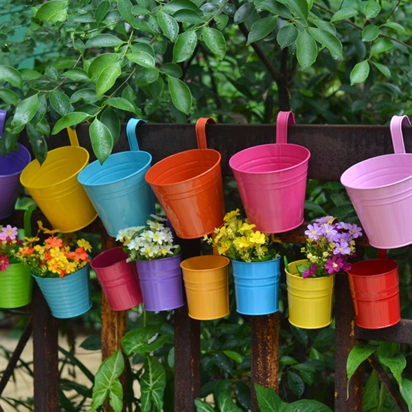 Iron Hanging Flower Pots With Hook - Image 1