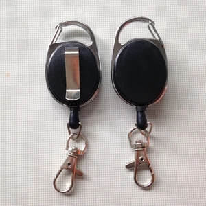 Oval shape retractable keychain