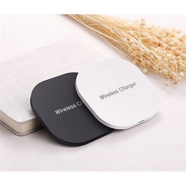 Square Wireless Charger 10W - Image 3