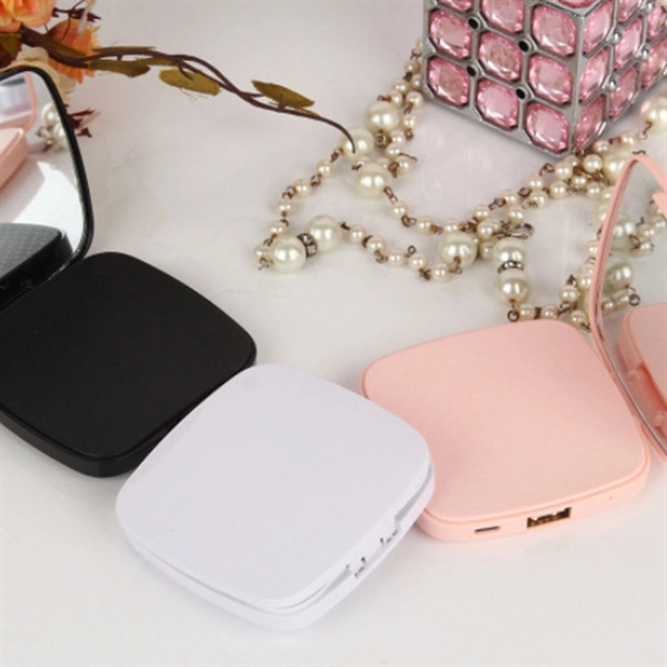 2000mAh Cosmetic Mirror Phone Power Bank Charger - Image 3