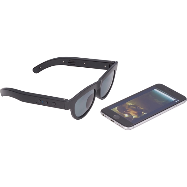Sunglasses with Bluetooth Speaker - Image 9
