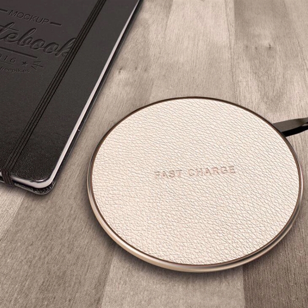 Quality Leather QI Wireless Phone Charger - Image 2