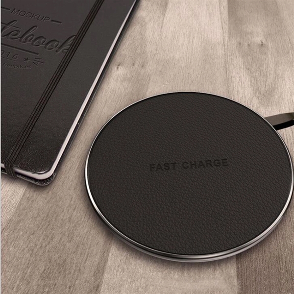 Quality Leather QI Wireless Phone Charger - Image 4