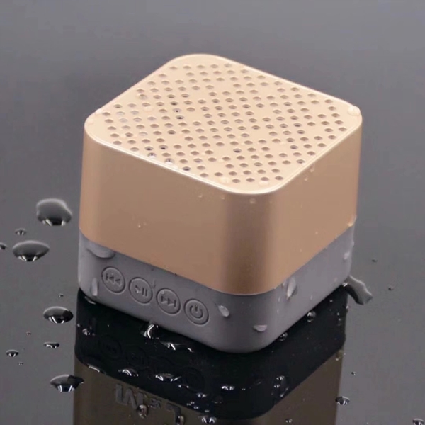Cubic Plastic Bluetooth Speaker - Image 6