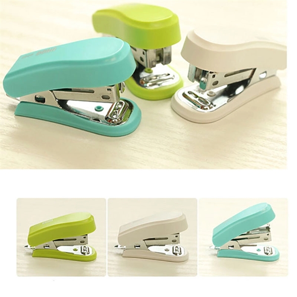 Mini Stapler With Built-In Remover - Image 2