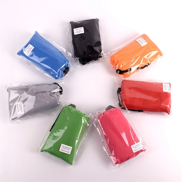 Waterproof  Foldable Picnic Mat With Pouch - Image 5