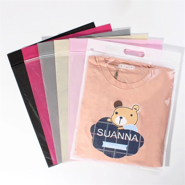 Custom Plastic Non Woven Clothes Packaging Bag With Zipper - Image 7