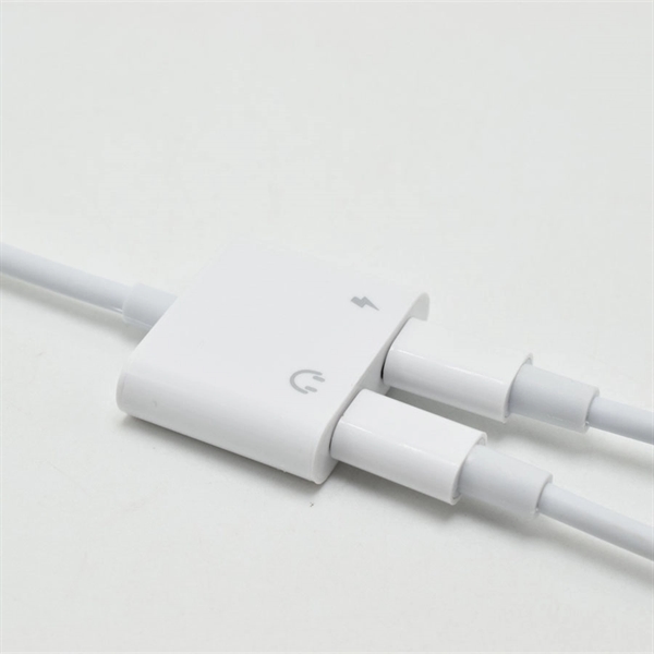 4 in 1 Lightning Adapter And Earphone Converter For Phone - Image 3