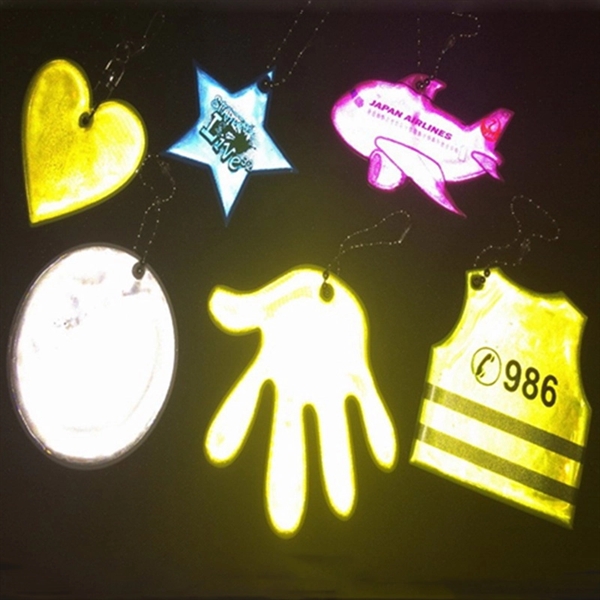 Ultra Bright Stylish Reflective Gear Children Safe Keychain  - Image 6