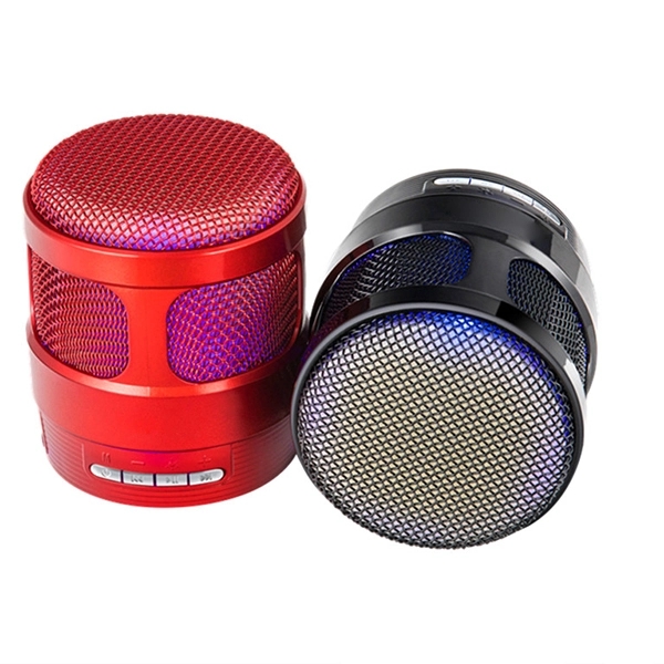 Microphone Shaped Bluetooth Speaker With FM Radio - Image 10