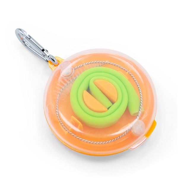 Creative Silicone Straw In Round Magnetic Travel Case - Image 4