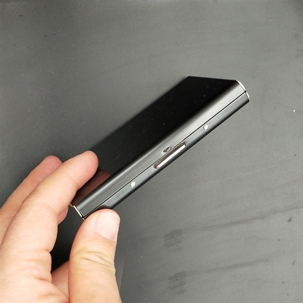 3.7" Stainless steel black titanium credit card case - Image 3