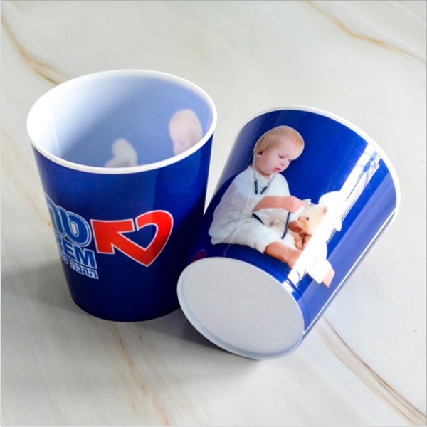 Plastic Cold Color Changing Stadium Cup - Image 3