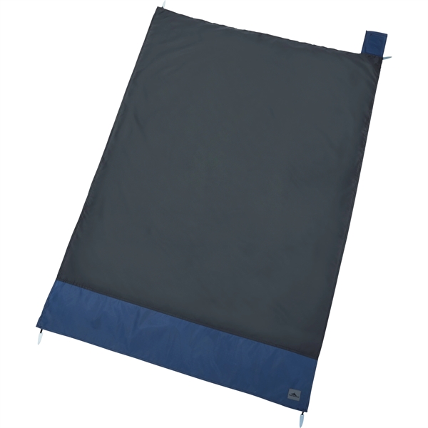 High Sierra Packable Hiking Blanket with Stakes - Image 9