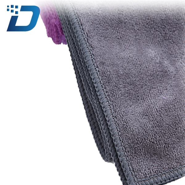 Lengthened Microfiber Bath Towel - Image 2