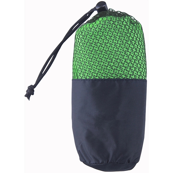 Microfiber Quick Dry & Cooling Towel in Mesh Pouch - Image 3