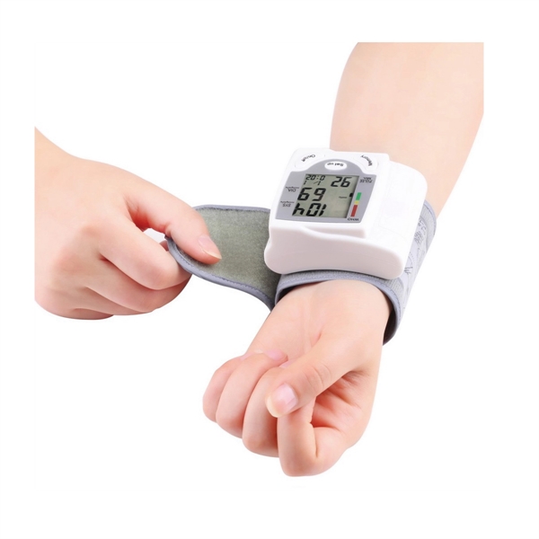 Automatic Arm Cuff Digital Blood Pressure Monitor Or Heart R - Image 3