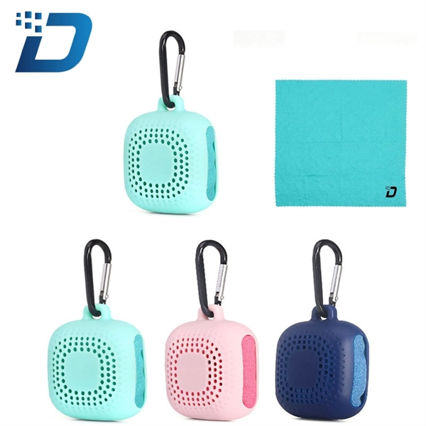 Square Silicone Cover Portable Quick-drying Towel - Image 1