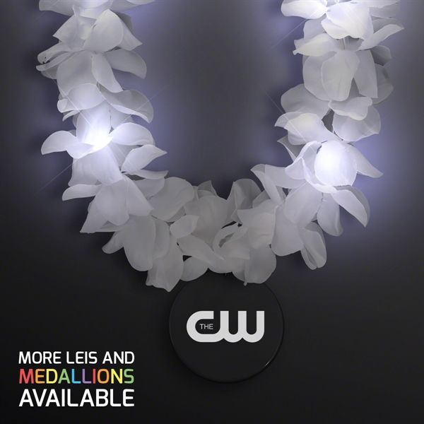 White Flower Light Up Lei with Medallion - Image 13