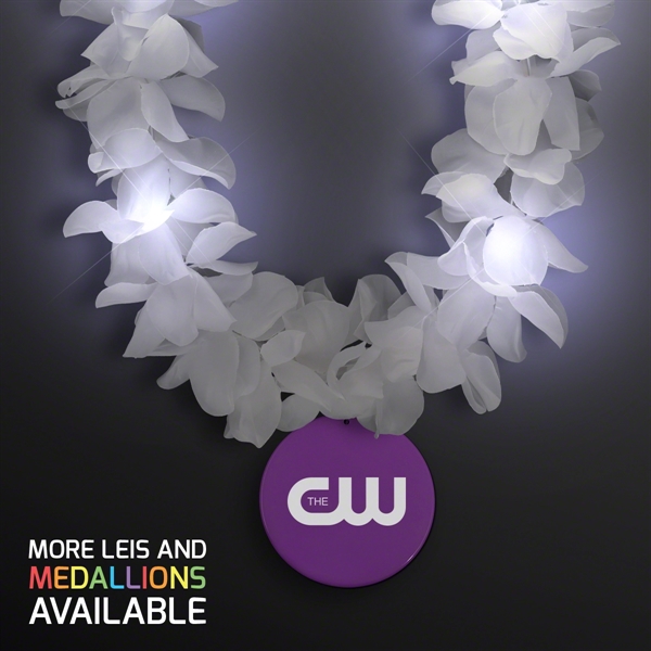 White Flower Light Up Lei with Medallion - Image 18