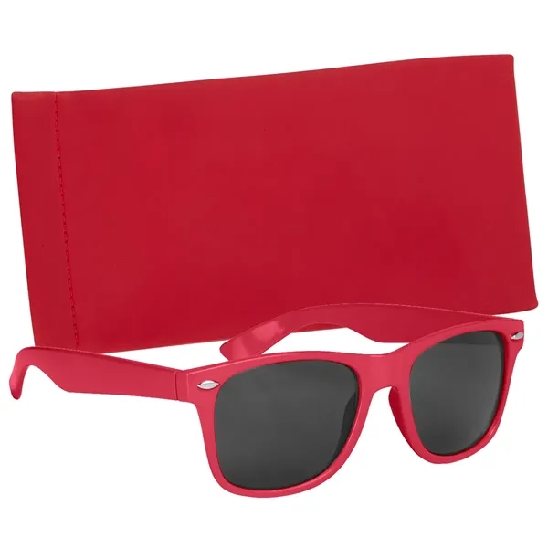 Malibu Sunglasses With Pouch - Image 15