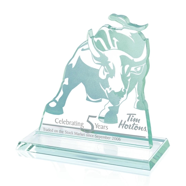 Bull Sculpture Award - Image 1