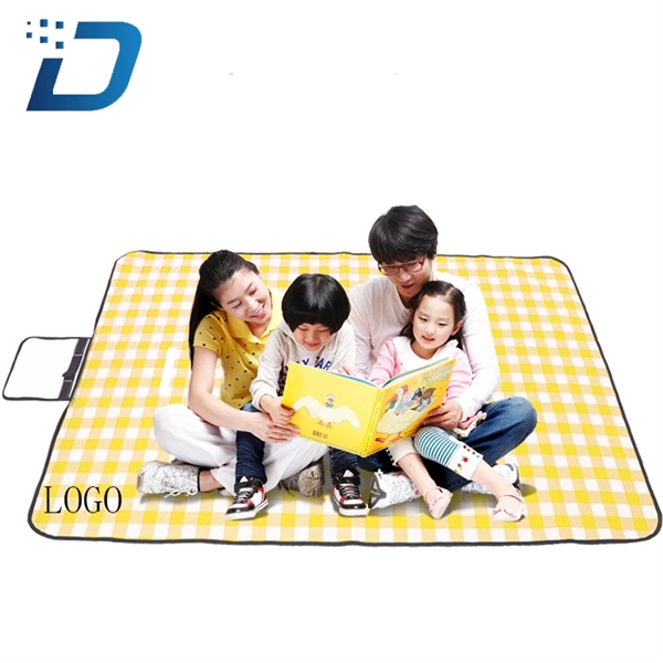 Thickened Oxford Cloth Beach Mat - Image 3