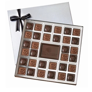 32 Piece Chocolate Squares Gift Box