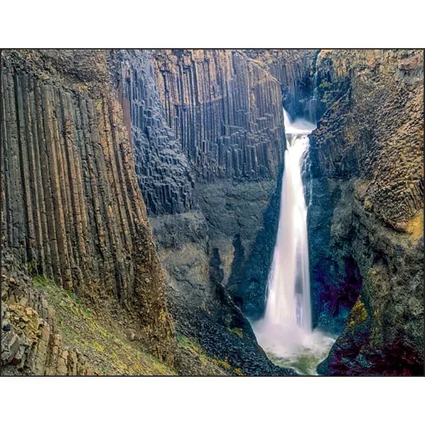 Waterfalls 2022 Calendar - Image 4