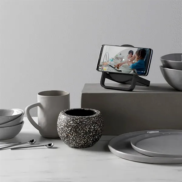 Belkin Boost Up Wireless Charging Stand + Speaker - Image 2