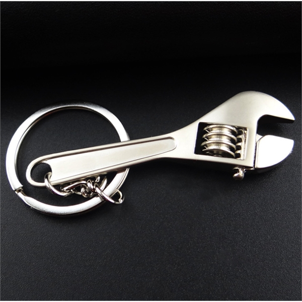 Adjustable wrench keychain - Image 3