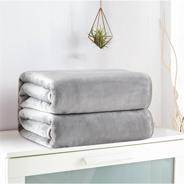 Soft Polyester Fleece Blanket - Image 1