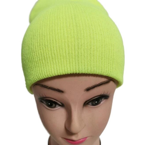 Unisex Casual Acrylic Solid Beanie     - Image 2